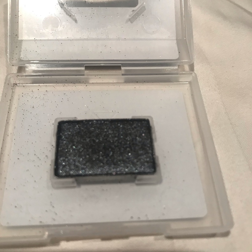 Mary Kay makeup bundle - Picture 2 of 7